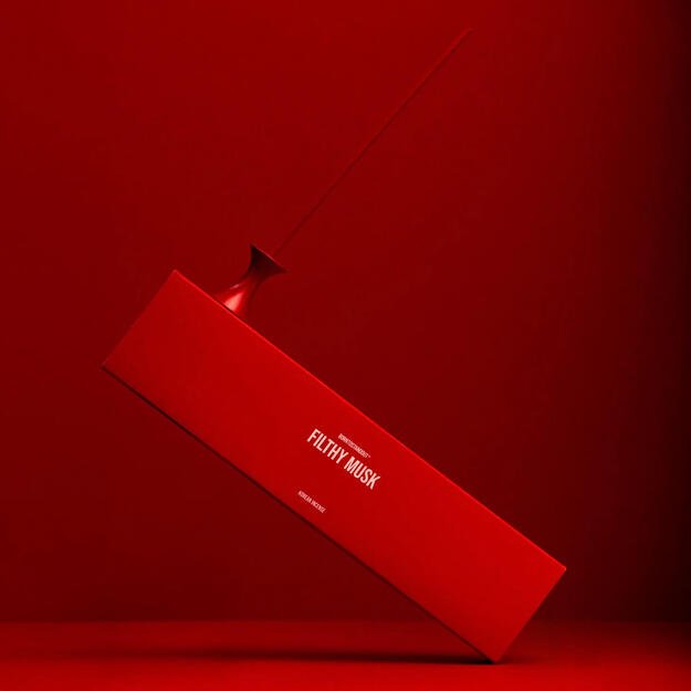 + DOVANA BORNTOSTANDOUT FILTHY MUSK KORĖJIETIŠKI SMILKALAI + DOVANA BORNTOSTANDOUT FILTHY MUSK KORĖJIETIŠKI SMILKALAI